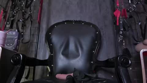 carolina online show from November 2025 11:49:02 PM