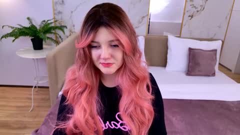 carolinasherry online show from November 2025 04:00:02 AM