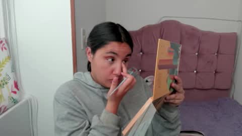 caroline_rodriguez_9 online show from November 2025 07:24:02 PM