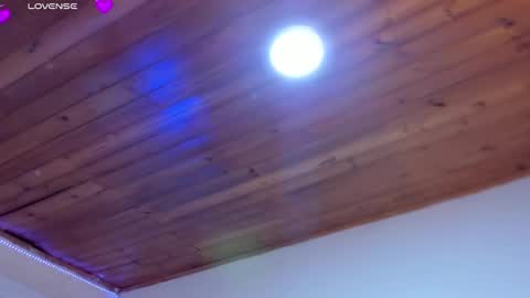 caroline_rodriguez_9 online show from February 2026 07:24:02 PM