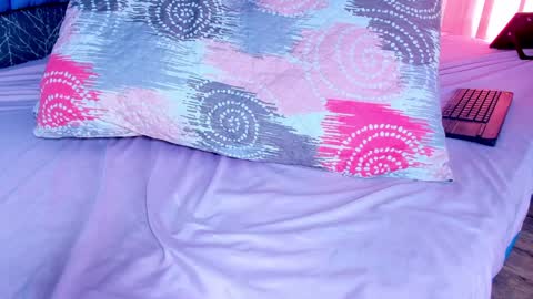 CarolineeGarcia online show from January 2025 05:30:01 PM