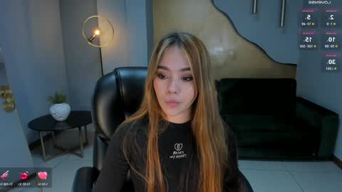 Caro online show from January 2025 10:27:02 AM