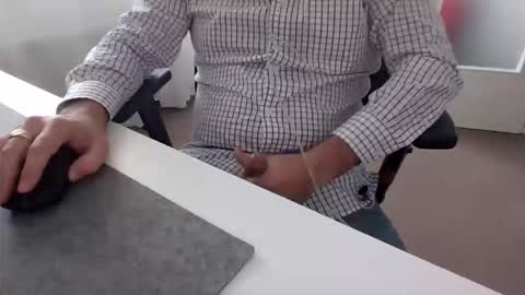 casado36mad online show from May 2026 10:57:02 AM