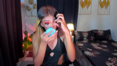 Snapshot of casandrawilson chatting on October 2025 03:45:01 PM casandrawilson online show from October 2025 03:45:01 PM