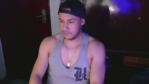 Snapshot of casas_oom chatting on December 2024 08:11:01 AM online show from December 2024 08:11:01 AM