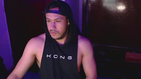 Snapshot of casas_oom chatting on January 2025 10:49:02 AM online show from January 2025 10:49:02 AM