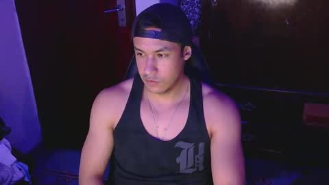 Snapshot of casas_oom chatting on March 2025 08:38:01 AM online show from March 2025 08:38:01 AM