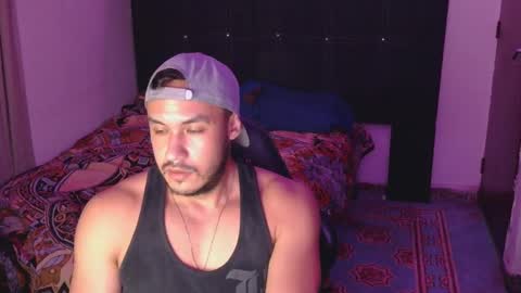 Snapshot of casas_oom chatting on September 2025 02:15:02 AM online show from September 2025 02:15:02 AM