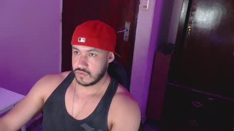 Snapshot of casas_oom chatting on June 2026 08:19:01 AM online show from June 2026 08:19:01 AM