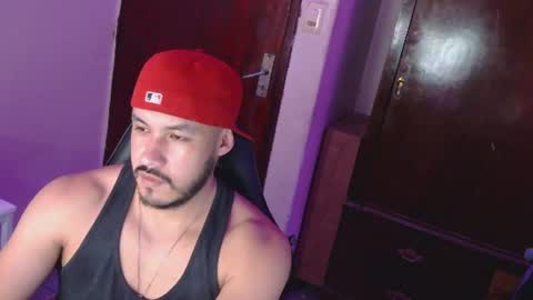 Snapshot of casas_oom chatting on June 2026 06:07:01 AM online show from June 2026 06:07:01 AM
