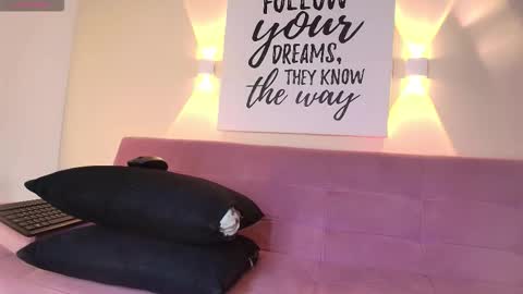 Casey online show from December 2025 12:23:02 PM