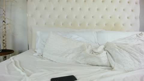 casey kisses online show from January 2025 12:07:01 AM