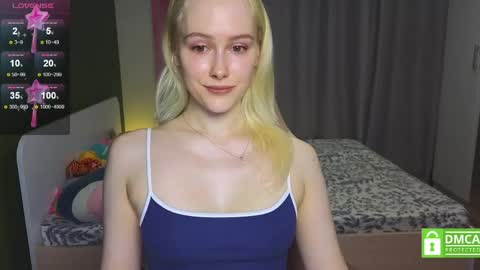 Snapshot of caseylabow chatting on June 2026 05:25:01 AM My name is Casey... Nice to meet you I will be happy to have funthumbs up please its important online show from June 2026 05:25:01 AM