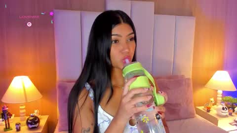 Casey Pierce  New Account online show from October 2025 07:58:02 PM