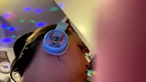 Cash Couple online show from October 2025 09:59:02 PM