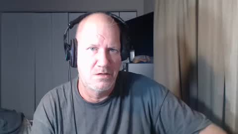 Snapshot of casinocam chatting on October 2025 05:52:02 AM CasinoCam online show from October 2025 05:52:02 AM