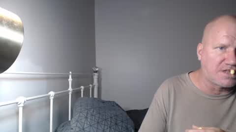 Snapshot of casinocam chatting on December 2025 06:51:01 AM CasinoCam online show from December 2025 06:51:01 AM