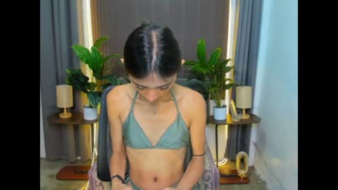 Snapshot of cassandrafoxxx chatting on June 2026 05:27:01 PM cassandrafoxxx online show from June 2026 05:27:01 PM