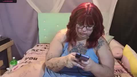 Snapshot of casserole_bbw chatting on October 2025 12:14:02 PM Casserole bbw online show from October 2025 12:14:02 PM