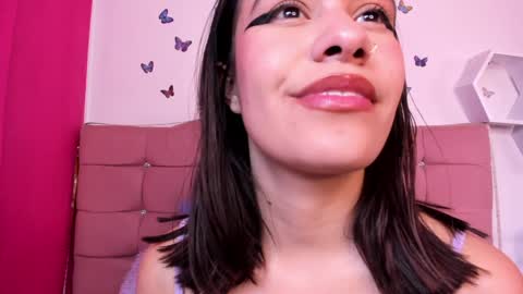 Snapshot of cassie_jones1 chatting on January 2025 07:17:02 AM Cassie Jones online show from January 2025 07:17:02 AM