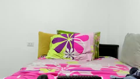 Snapshot of cassie_vibe chatting on February 2026 02:52:02 AM Cassie Vibe online show from February 2026 02:52:02 AM