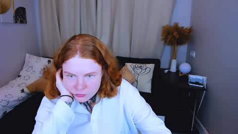 Snapshot of cassie_xkiss chatting on December 2024 07:48:02 PM Cassie online show from December 2024 07:48:02 PM