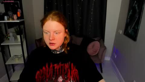 Cassie online show from November 2025 08:49:01 PM