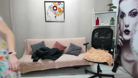 CassieJonas online show from December 2025 04:20:03 AM