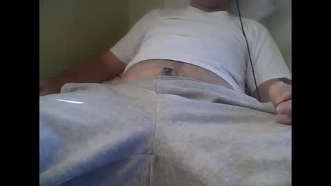 castlecrester online show from December 2024 04:06:01 PM