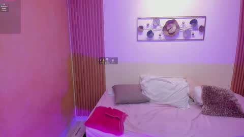 Lorena Saenz online show from May 2026 06:24:01 PM