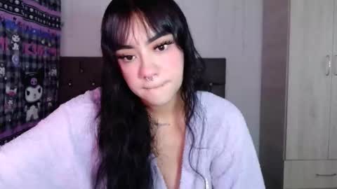 Mila online show from September 2025 06:40:01 AM