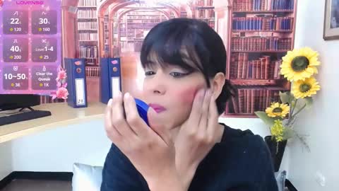 Queen Catalella online show from October 2025 03:16:01 AM