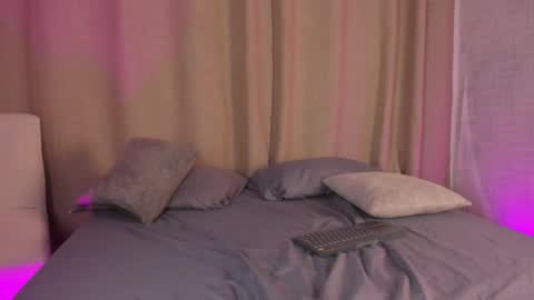 Snapshot of catalella_rouse chatting on April 2026 01:42:02 AM catalella_rouse online show from April 2026 01:42:02 AM