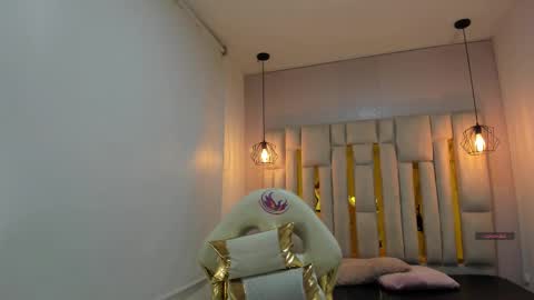 Snapshot of cataleya_sambrano chatting on October 2025 11:00:01 AM Cataleya online show from October 2025 11:00:01 AM