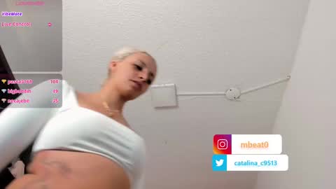 Snapshot of catalina_clark chatting on February 2025 09:22:01 PM Catalina online show from February 2025 09:22:01 PM