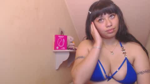 Catalina Saenz online show from November 2025 06:56:02 PM