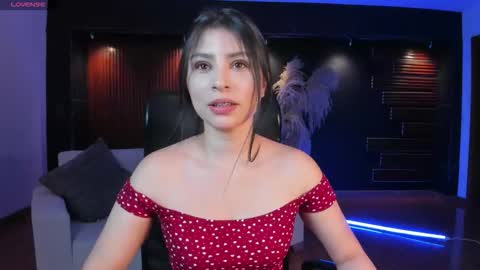 Catalina Santana online show from October 2025 05:13:02 PM