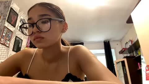 catherinepirs online show from May 2026 09:58:02 AM