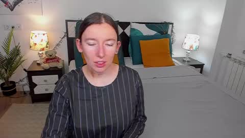 Catrin online show from December 2024 03:33:02 AM