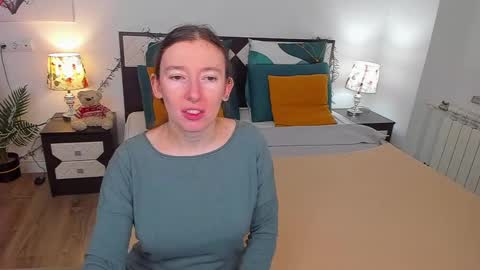 Catrin online show from February 2025 05:03:02 AM