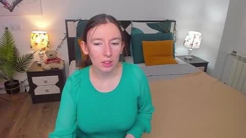 Catrin online show from March 2025 01:06:01 AM
