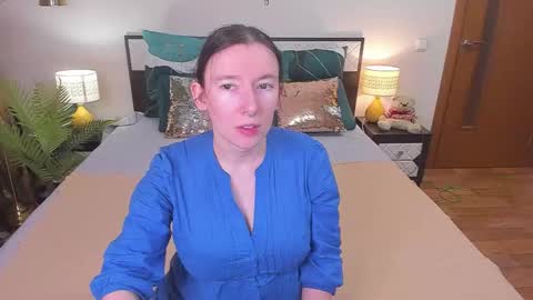 Catrin online show from March 2026 03:56:02 AM