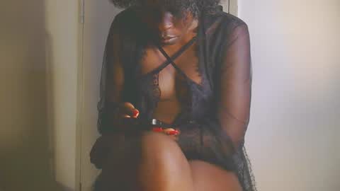 catrine online show from October 2025 09:26:02 PM