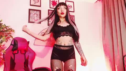 Snapshot of cati_petite chatting on May 2026 03:59:02 AM Cati help me reach my goal of 100 thumbs up again 3 online show from May 2026 03:59:02 AM