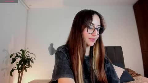 Snapshot of catimore chatting on April 2026 03:37:02 AM Catimore online show from April 2026 03:37:02 AM