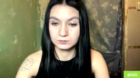 Lola online show from December 2025 09:19:02 PM