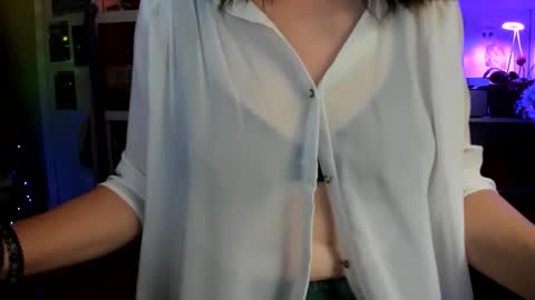 Snapshot of catnips_cabaret chatting on May 2026 02:29:02 AM some call me djcatnips some call me CC but i love it when you call me miss catnips online show from May 2026 02:29:02 AM
