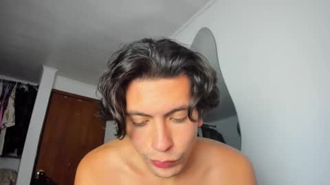 Snapshot of catnuaa chatting on December 2024 03:42:01 AM catnuaa online show from December 2024 03:42:01 AM