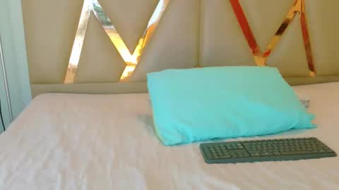 CATALEYA  online show from October 2025 12:27:02 PM