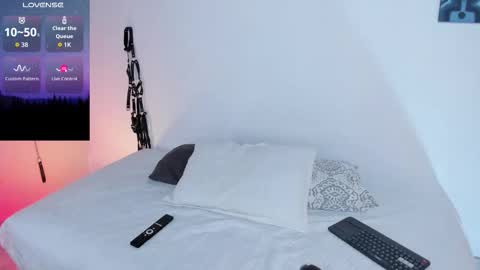 CattNamy online show from November 2025 09:33:01 AM